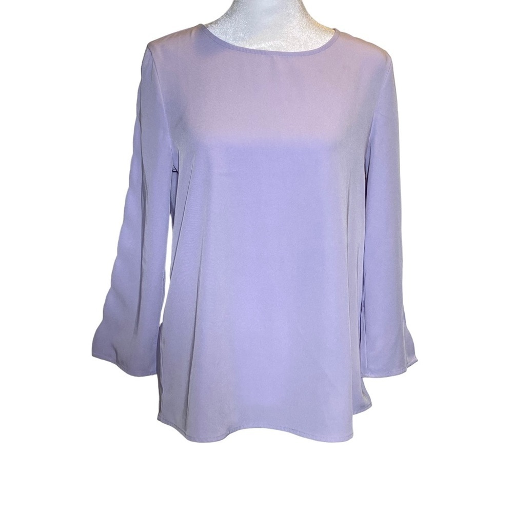 Banana Republic women's size XS lilac scallop long sleeve dressy blouse